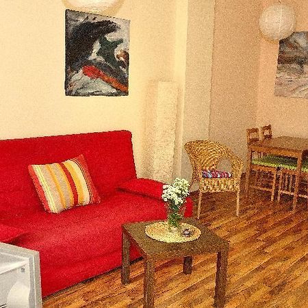 3-Raum-Fewo-Dresden-Zentrum-Balkon-Blick-Auf-Altstadt-L10 المظهر الخارجي الصورة